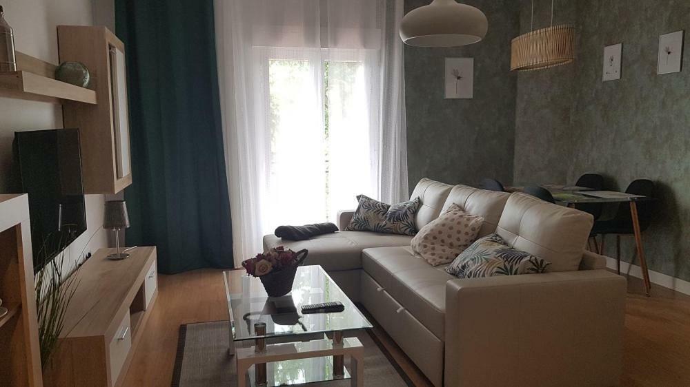 Apartamentos Puerta De Nájera Extérieur photo